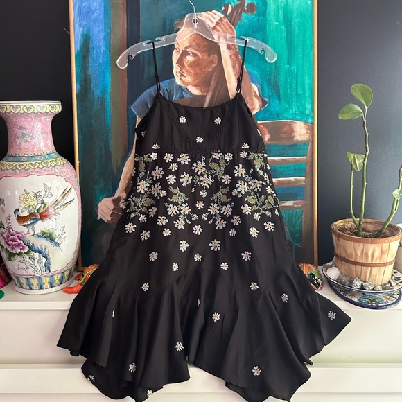 Urban Outfitters Black Floral Mini Dress Medium - Picture 2 of 16